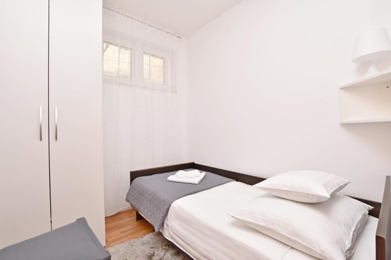Apartment Mate Омиш Экстерьер фото