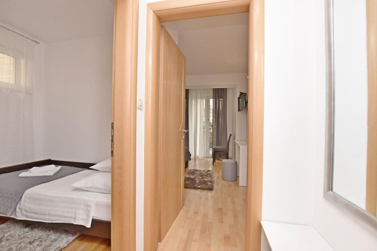 Apartment Mate Омиш Экстерьер фото